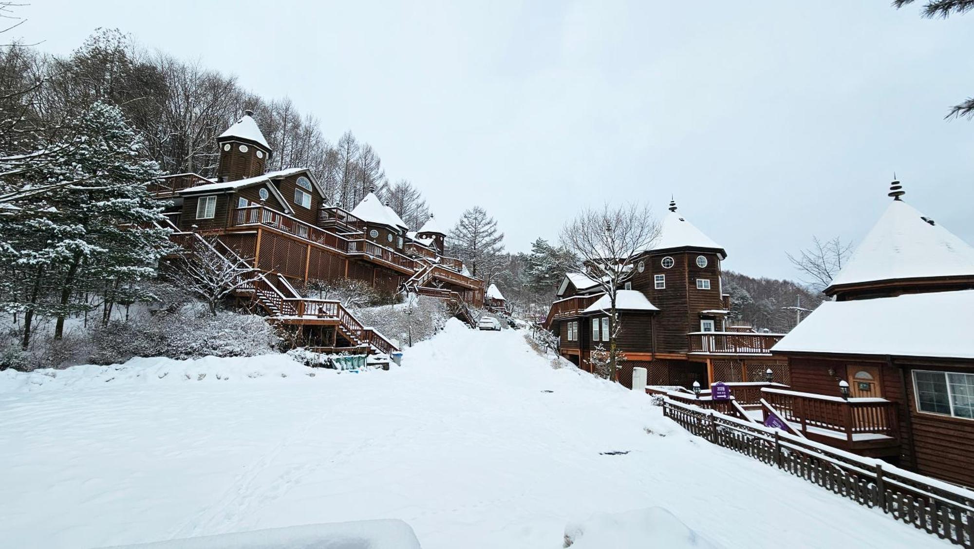 Elf Resort Hotel Pyeongchang Esterno foto