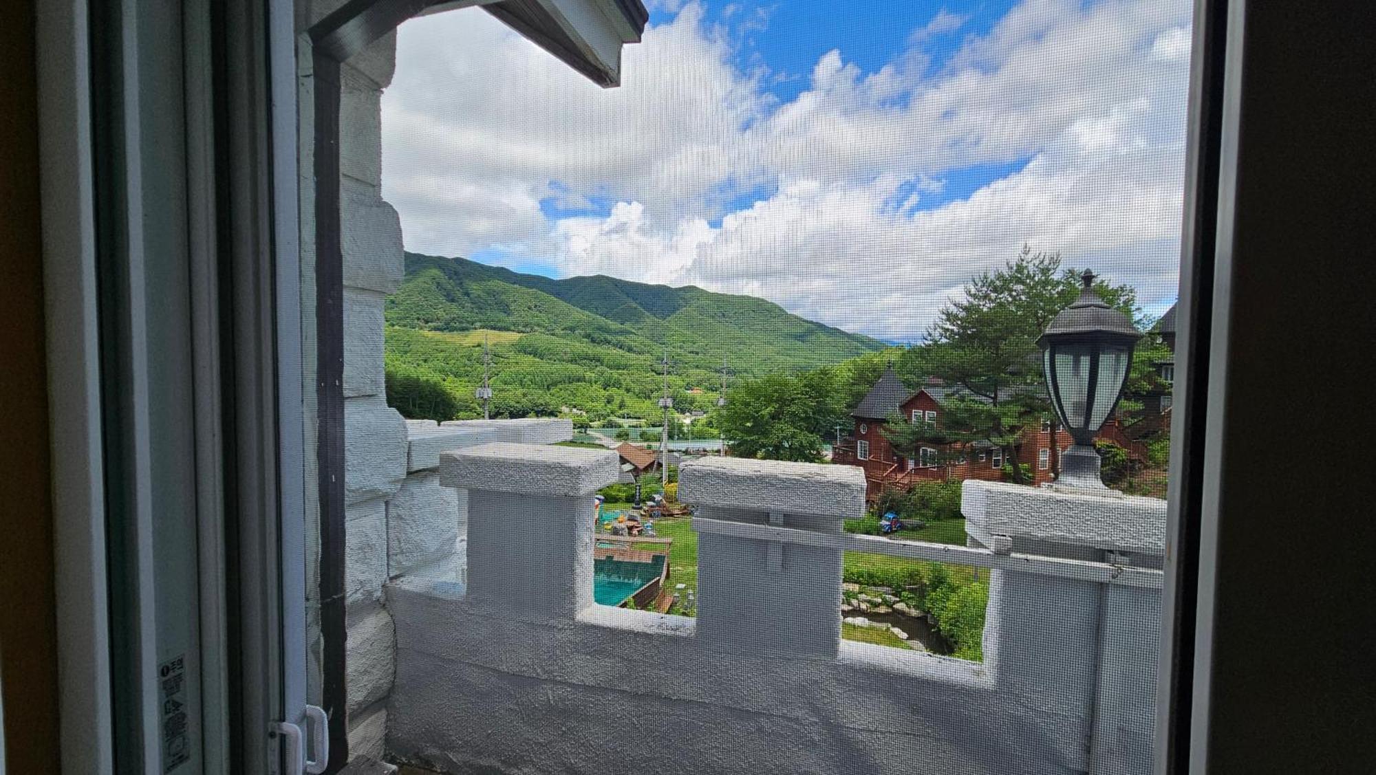 Elf Resort Hotel Pyeongchang Esterno foto